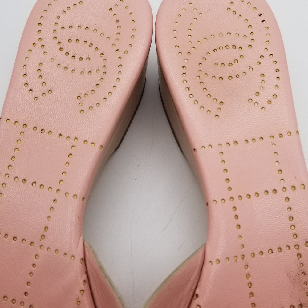 CHANEL Peach and Pink Mules with Gold Accent - Picture 5 of 9